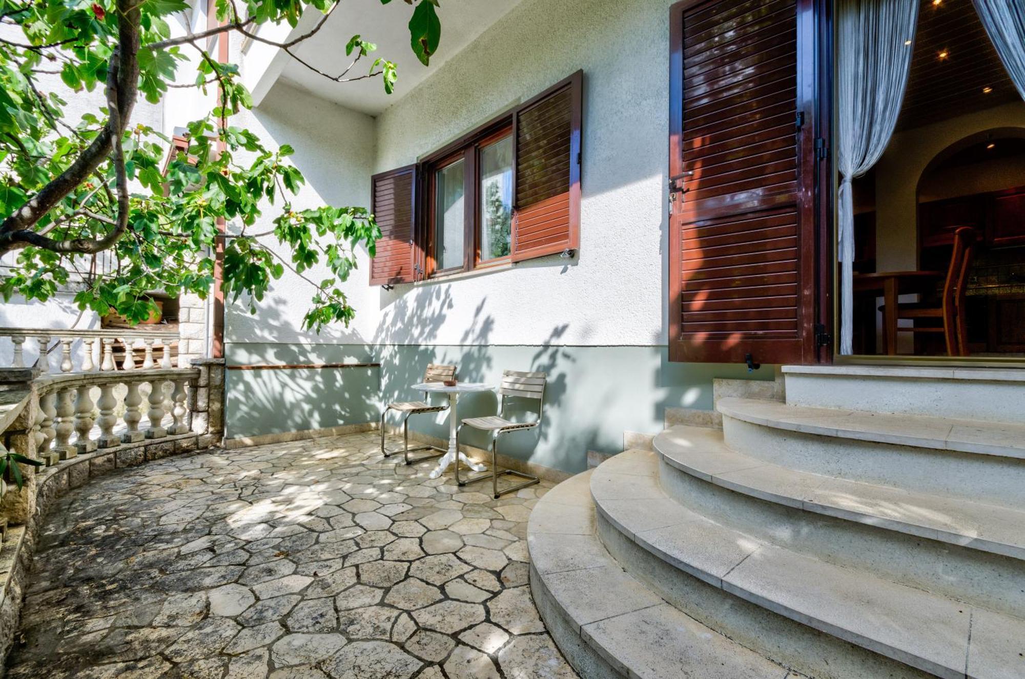 Villa Nada Crikvenica Buitenkant foto