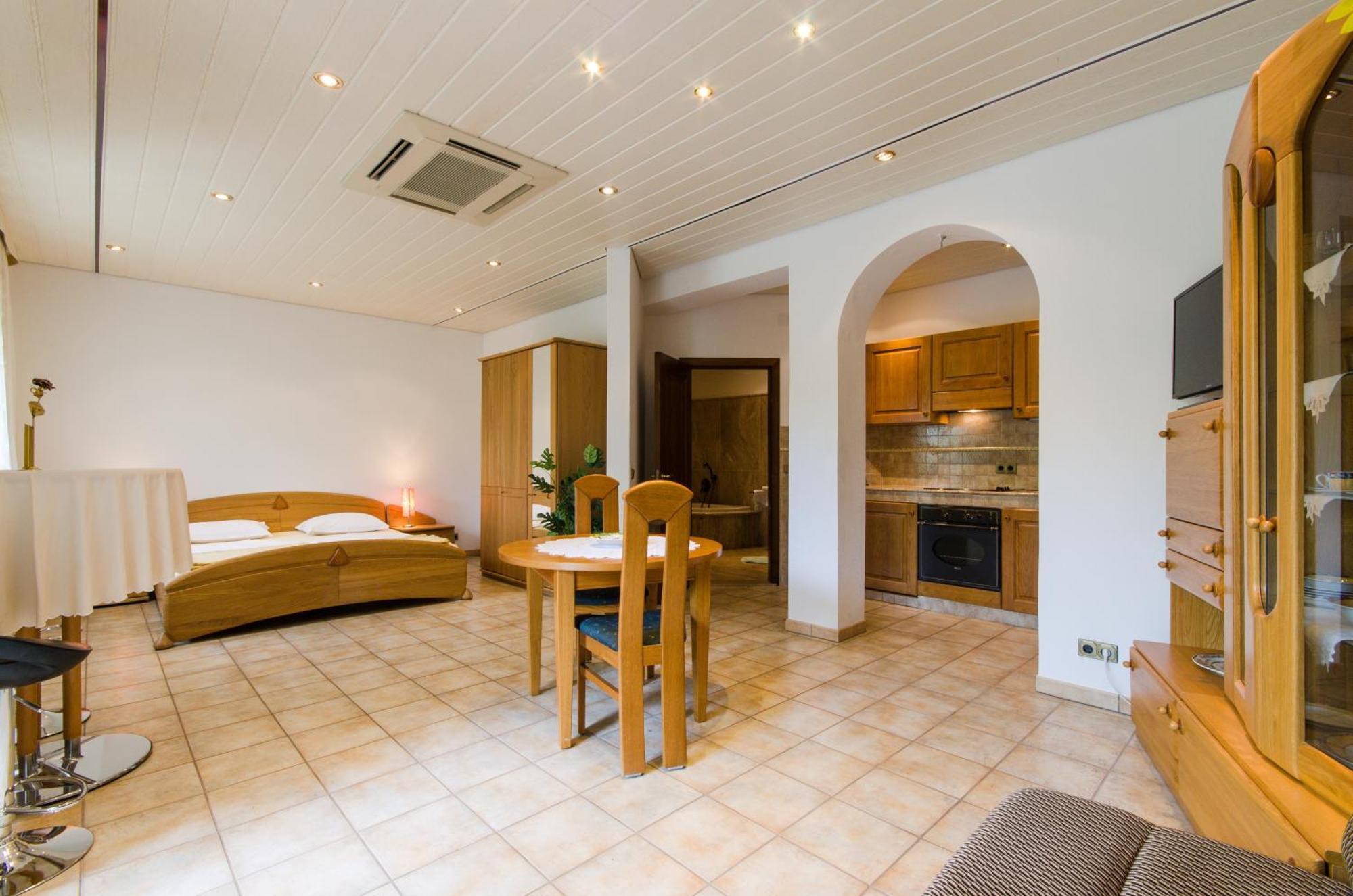 Villa Nada Crikvenica Buitenkant foto